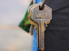 ������ҵ�����ʸ�֤��ô��/