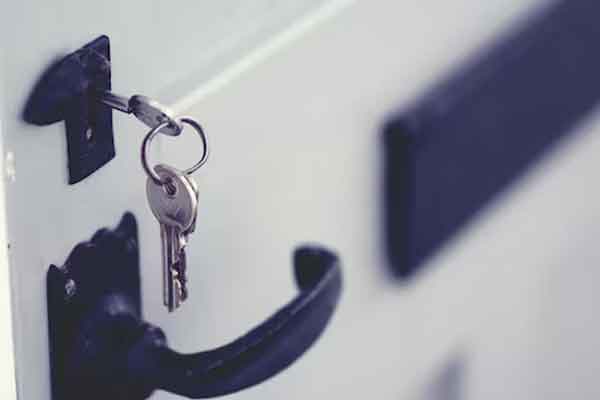 ������ҵ�����ʸ�֤��ô��