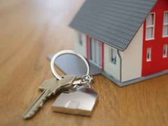 ɽ����ҵ�����ʸ�֤��ô��/