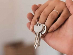 ��̨��ҵ�����ʸ�֤��ô��/