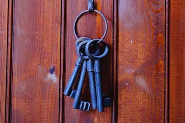 ����ҵ�����ʸ�֤��ô��