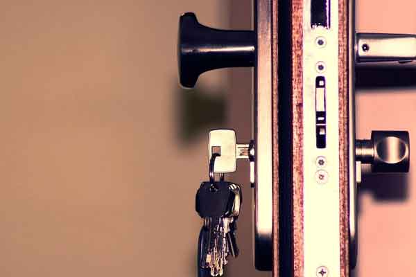 ������ҵ�����ʸ�֤��ô��