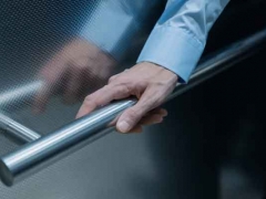 ������ҵ�����ʸ�֤��ô��/