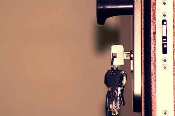 ������ҵ�����ʸ�֤��ô��