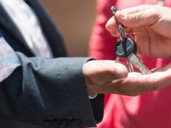 ������ҵ�����ʸ�֤��ô��/