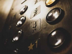 ������ҵ�����ʸ�֤��ô��/