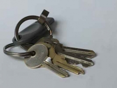 ������ҵ�����ʸ�֤��ô��/