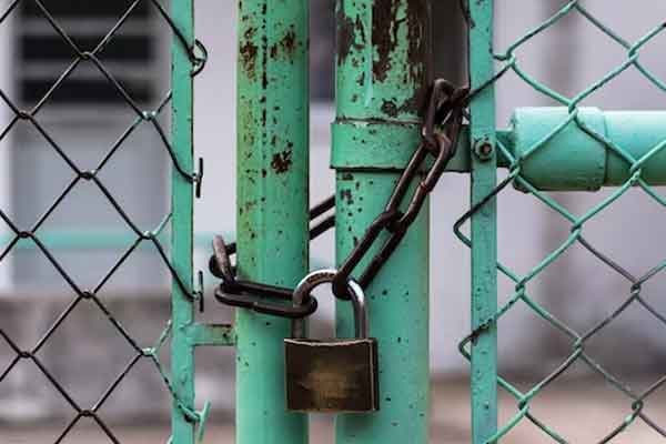 ������ҵ�����ʸ�֤��ô��