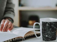 �й���۳�����ѧ�н����/