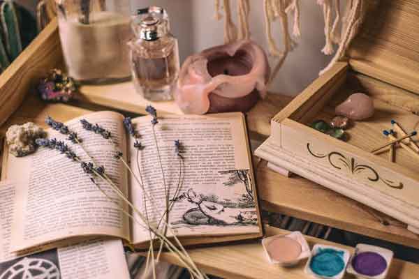 中国台湾出国留学中介费用