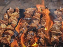 ��ɽ��ը������ѵ����ȽϺã�/